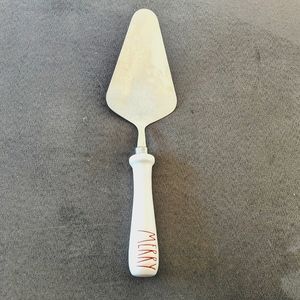 Rae Dunn Serving Utensil